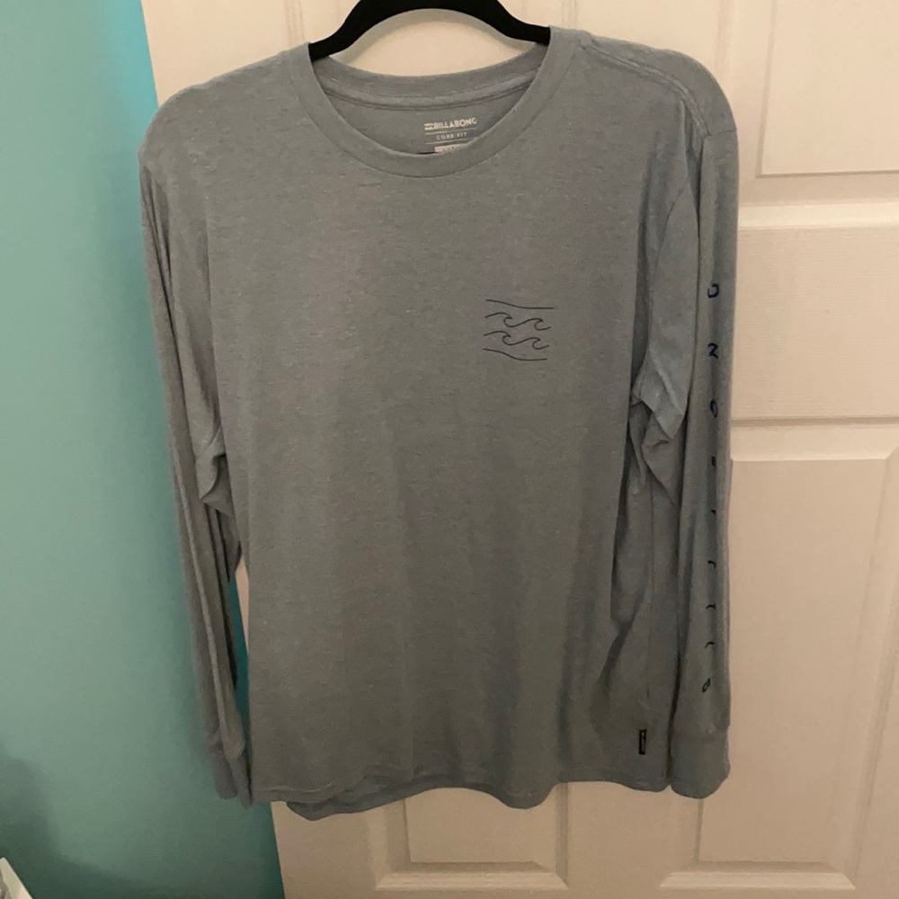 Billabong long sleeve tshirt size L